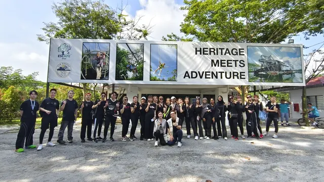 Group photo during a company trip and team building programme